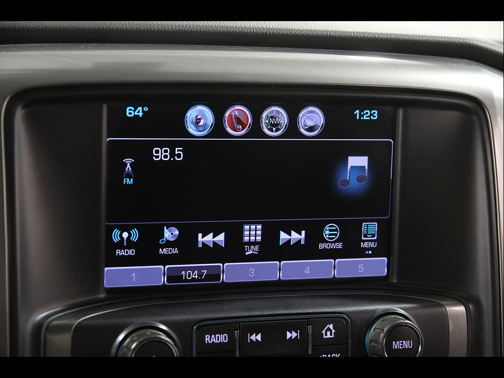 Used 2018 Chevrolet Silverado 1500 LT w/ All Star Edition AWD/4WD image 11