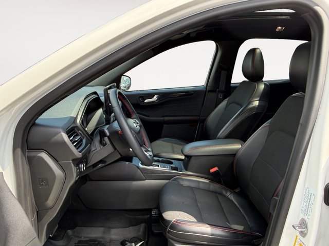 Used 2023 Ford Escape ST-Line w/ Tech Pack #1 AWD/4WD image 12