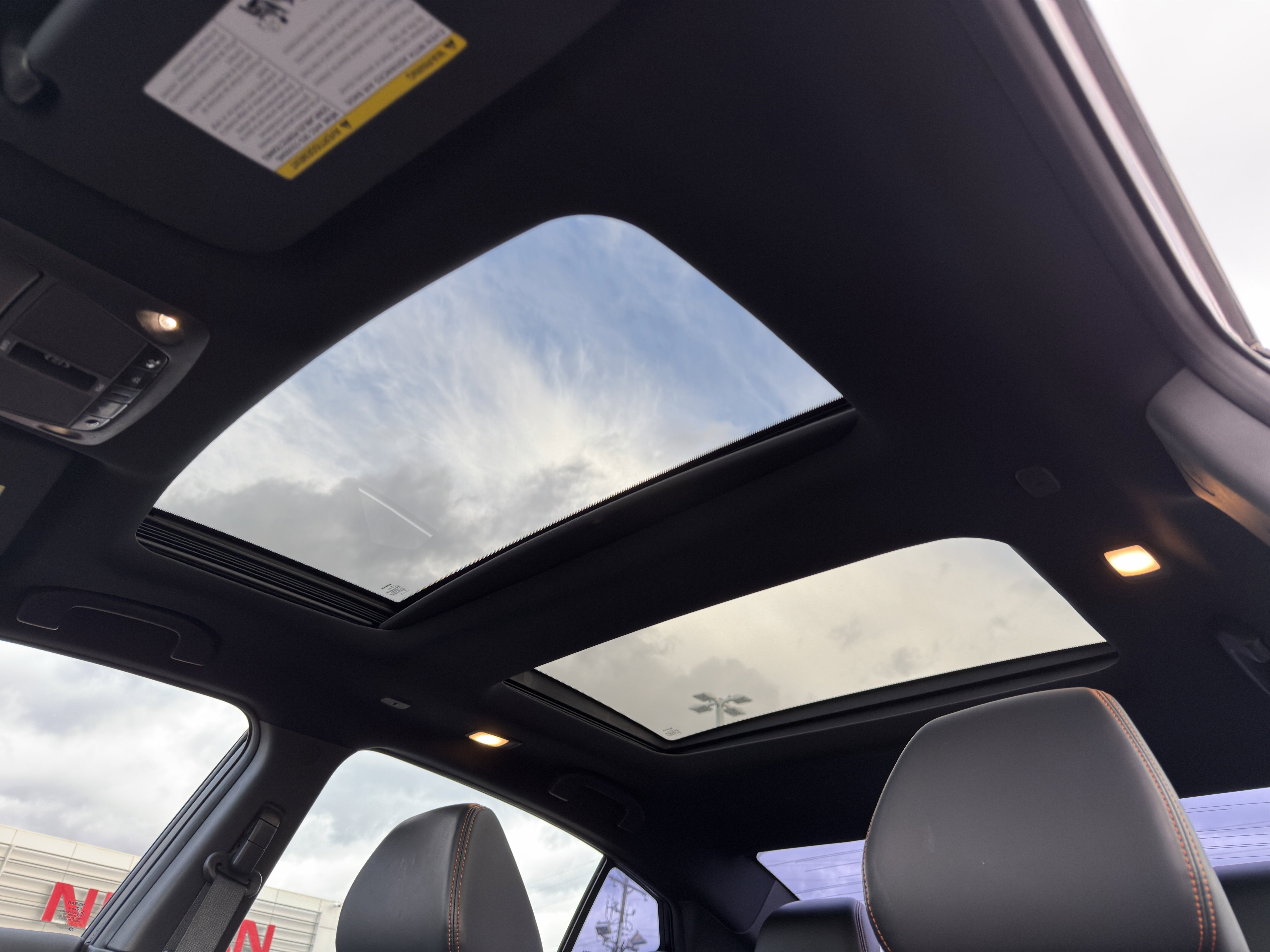 Used 2019 Nissan Maxima SR w/ Premium Package image 26