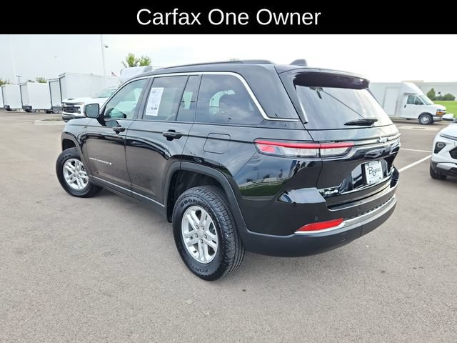 Used 2025 Jeep Grand Cherokee Laredo AWD/4WD image 8
