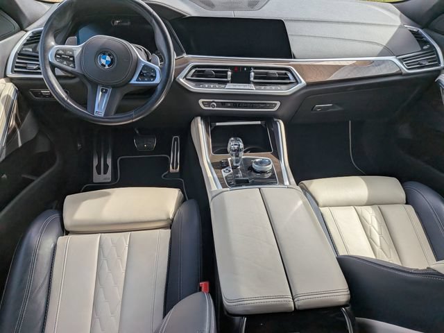 Used 2022 BMW X6 xDrive40i w/ M Sport Package AWD/4WD image 16
