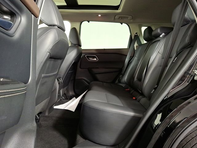Used 2021 Nissan Rogue SV w/ Premium Package AWD/4WD image 13