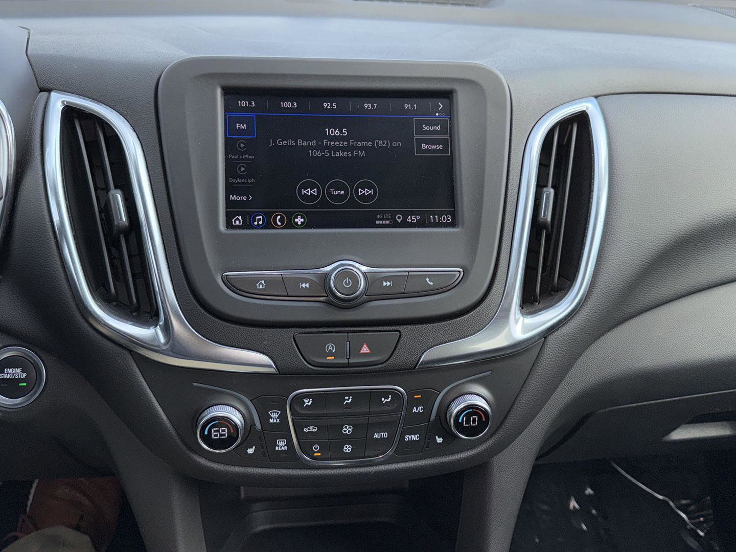 Used 2024 Chevrolet Equinox LT FWD image 30