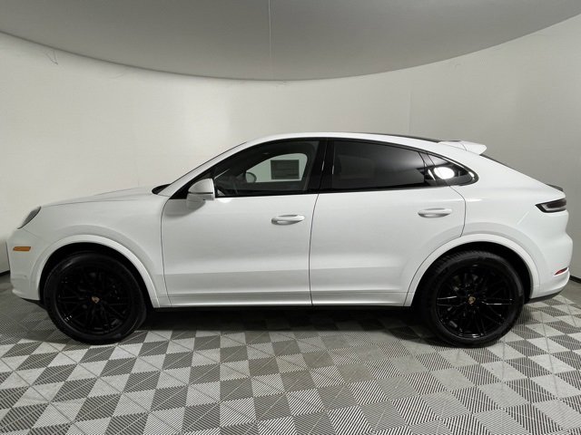 New 2026 Porsche Cayenne Coupe image 2