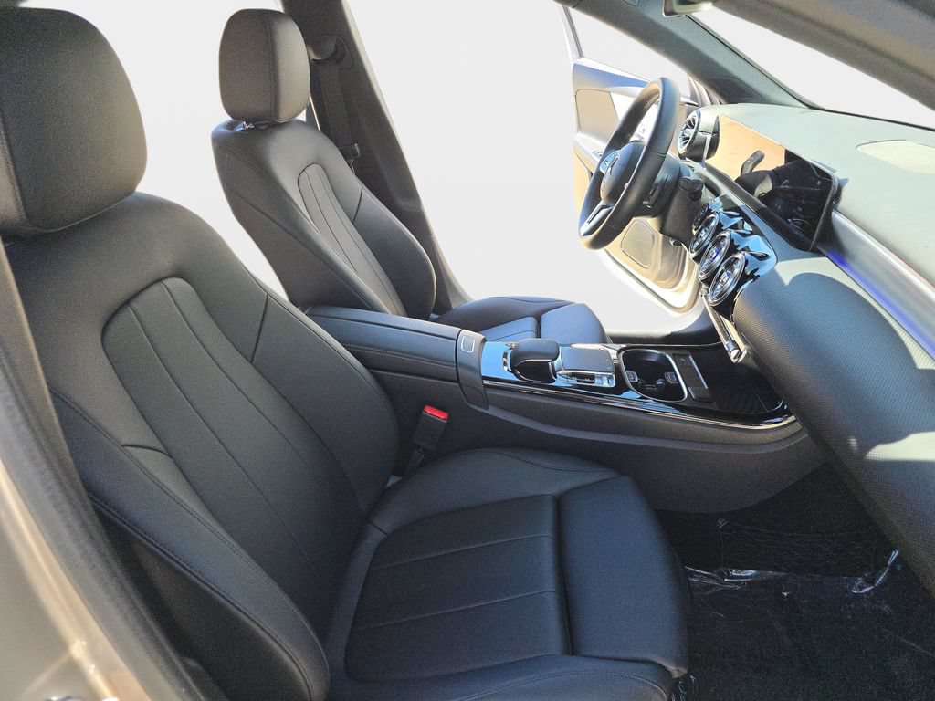 Used 2019 Mercedes-Benz A 220 image 12