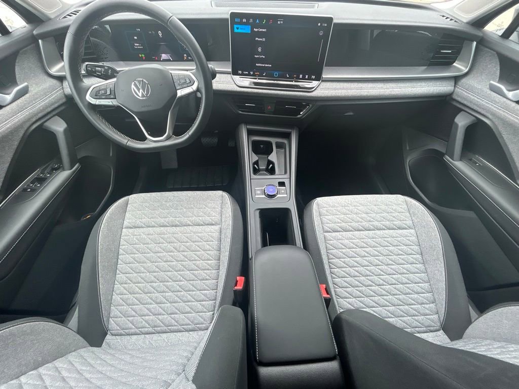 Certified 2025 Volkswagen Tiguan S FWD image 10