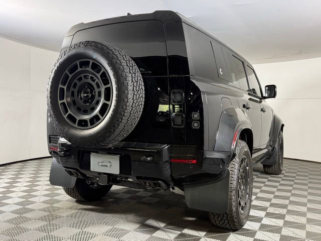 New 2026 Land Rover Defender 110 OCTA image 8