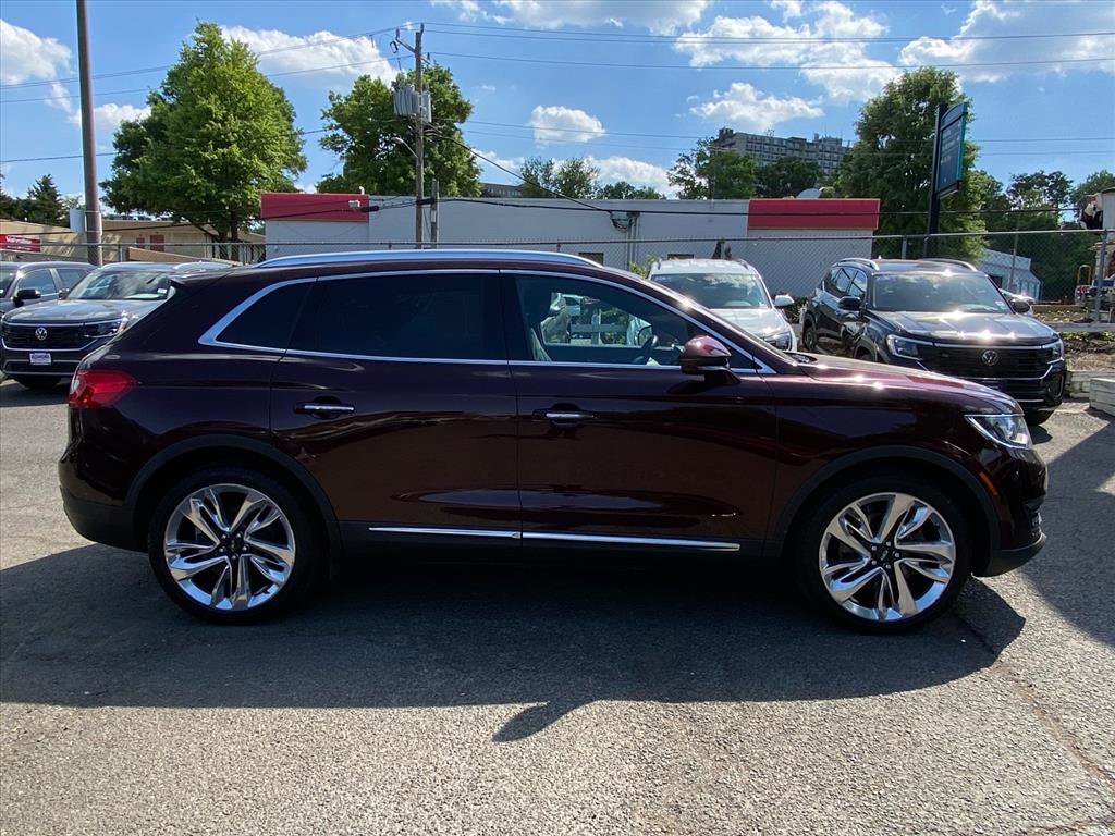 Used 2018 Lincoln MKX Reserve w/ Driver Assistance Package image 2