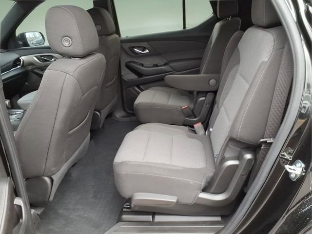 Used 2023 Chevrolet Traverse LT w/ Midnight/Sport Edition AWD/4WD image 12