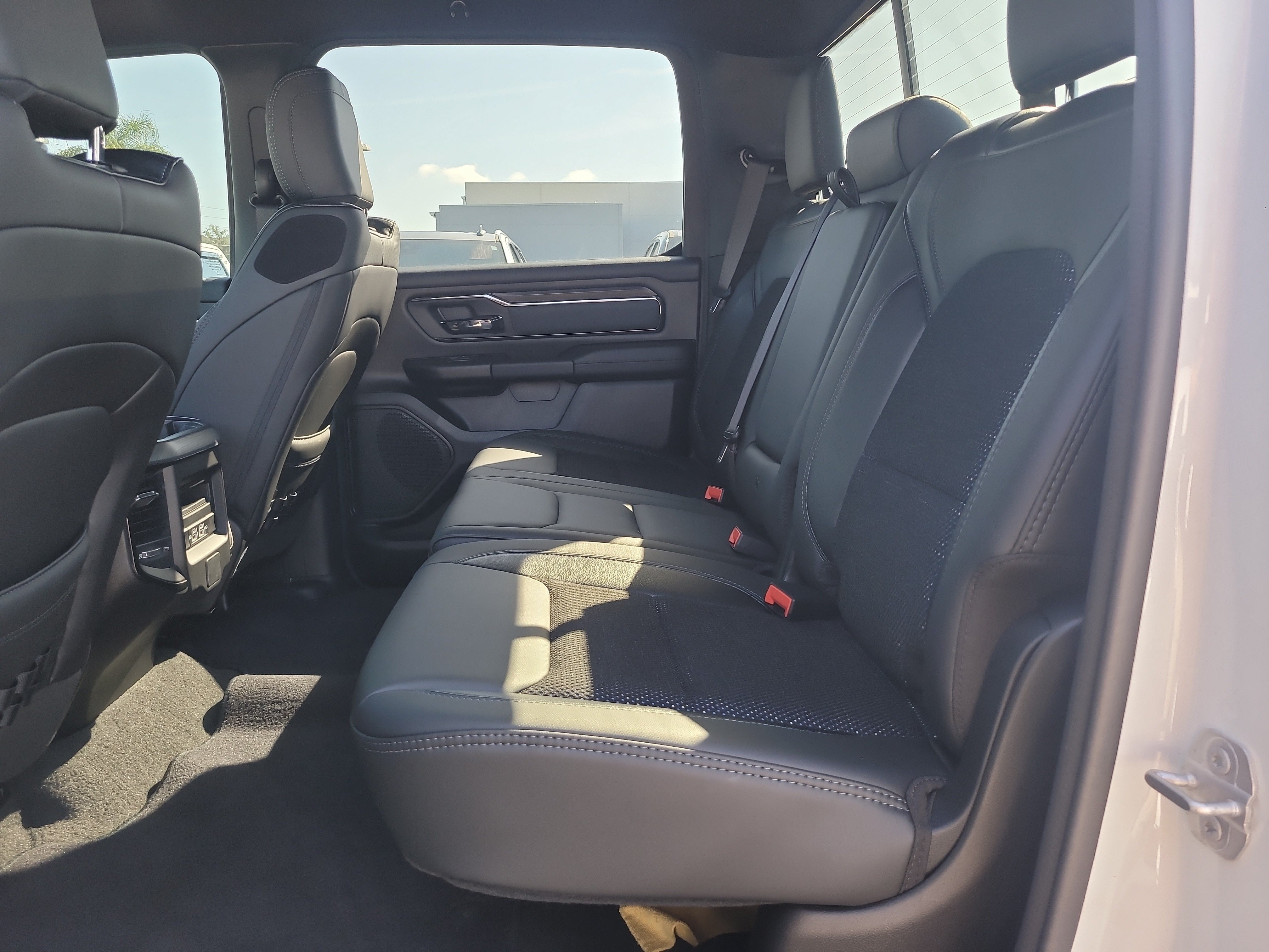 Used 2023 RAM 1500 Big Horn AWD/4WD image 12