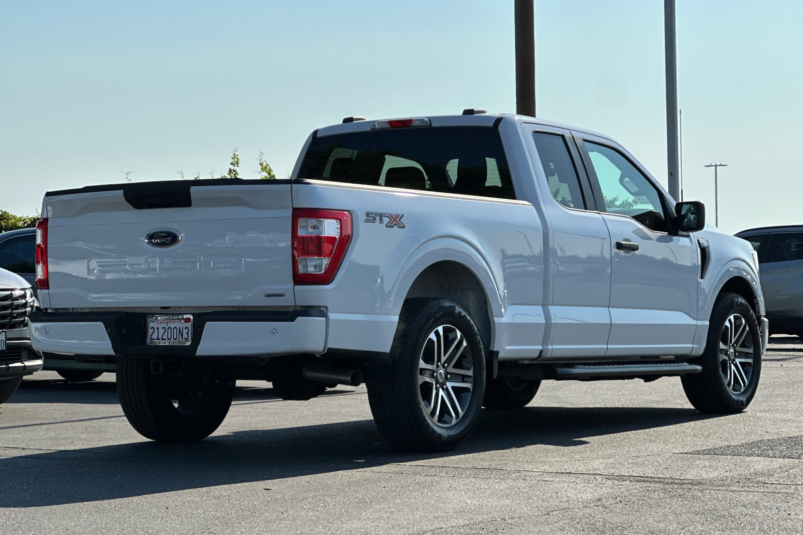 Used 2022 Ford F150 XL w/ STX Appearance Package RWD image 4