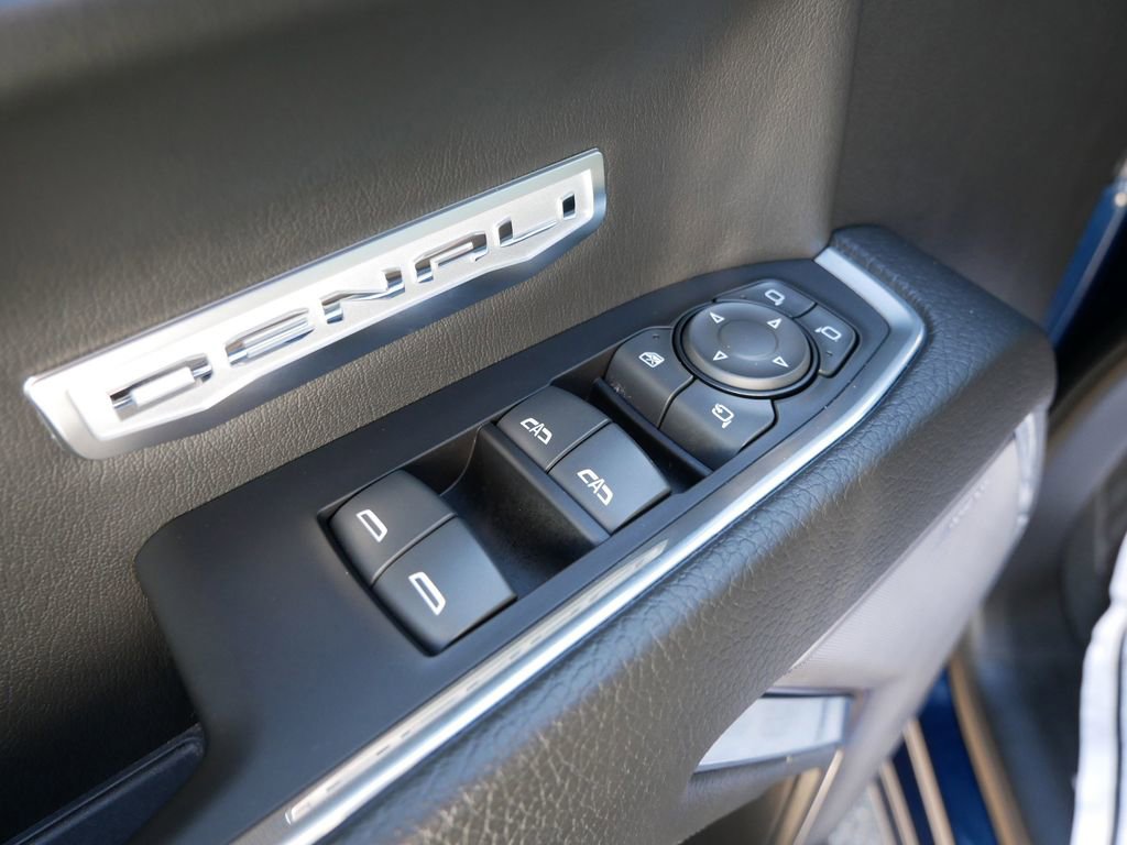 Used 2023 GMC Sierra 1500 Denali w/ Denali Reserve Package AWD/4WD image 19