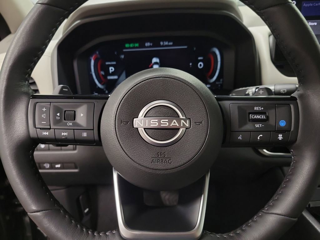 Used 2024 Nissan Rogue SL w/ SL Premium Package image 18