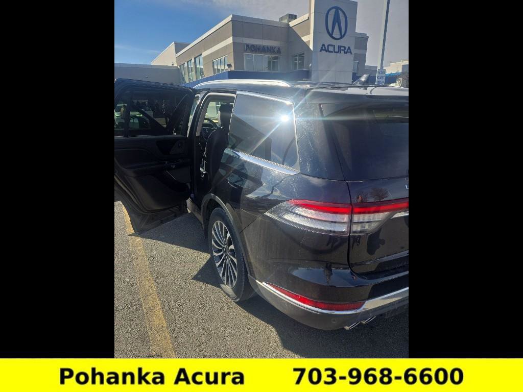 Used 2022 Lincoln Aviator Reserve w/ Elements Package Plus image 3