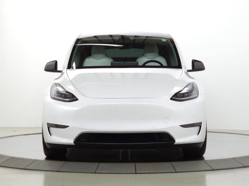Used 2021 Tesla Model Y Long Range AWD/4WD image 2