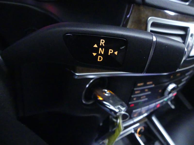 Used 2016 Mercedes-Benz E 350 4MATIC w/ Premium Package image 19