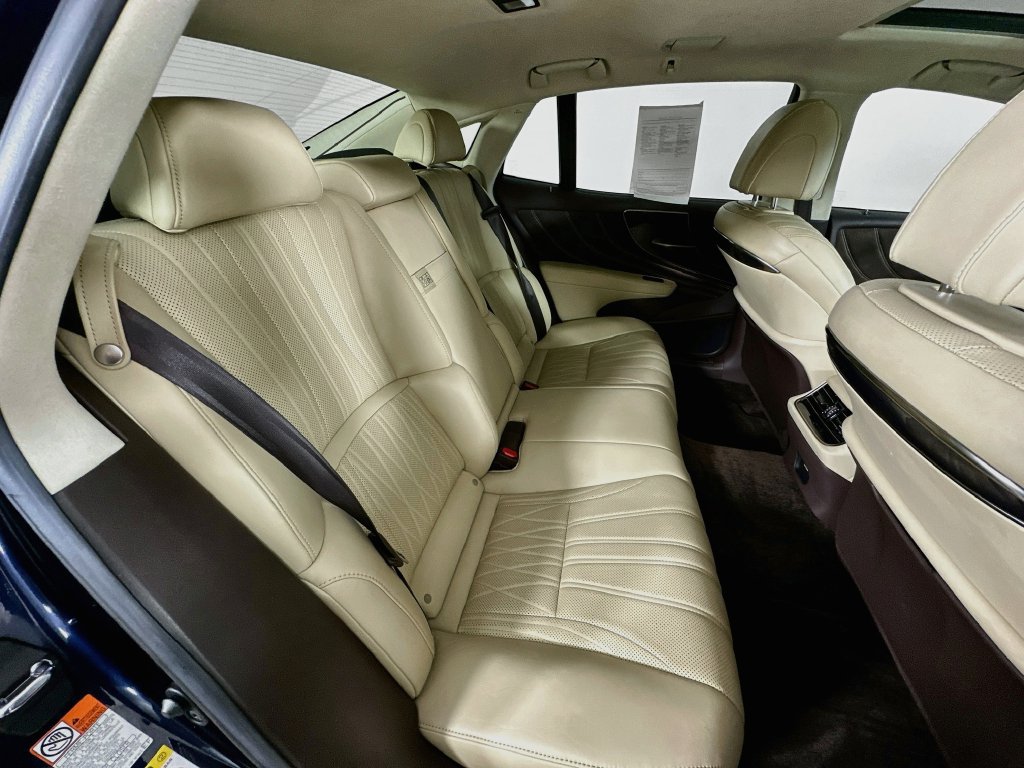 Used 2018 Lexus LS 500 AWD w/ Interior Upgrade Package image 34