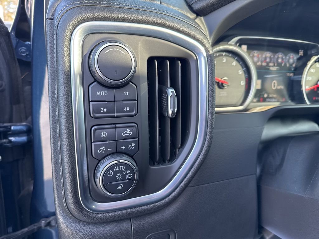 Used 2019 Chevrolet Silverado 1500 High Country image 22