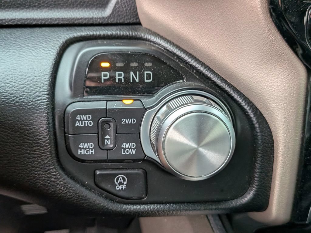 Used 2022 RAM 1500 Laramie AWD/4WD image 19