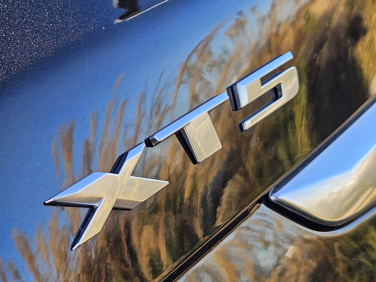 Used 2025 Cadillac XT5 Premium Luxury image 14