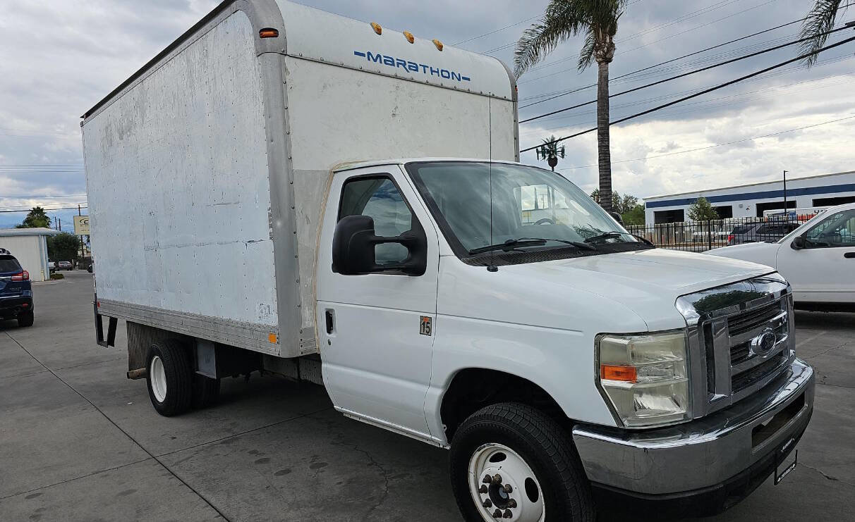 Used 2012 Ford E-350 and Econoline 350 Super Duty w/ Payload Pkg