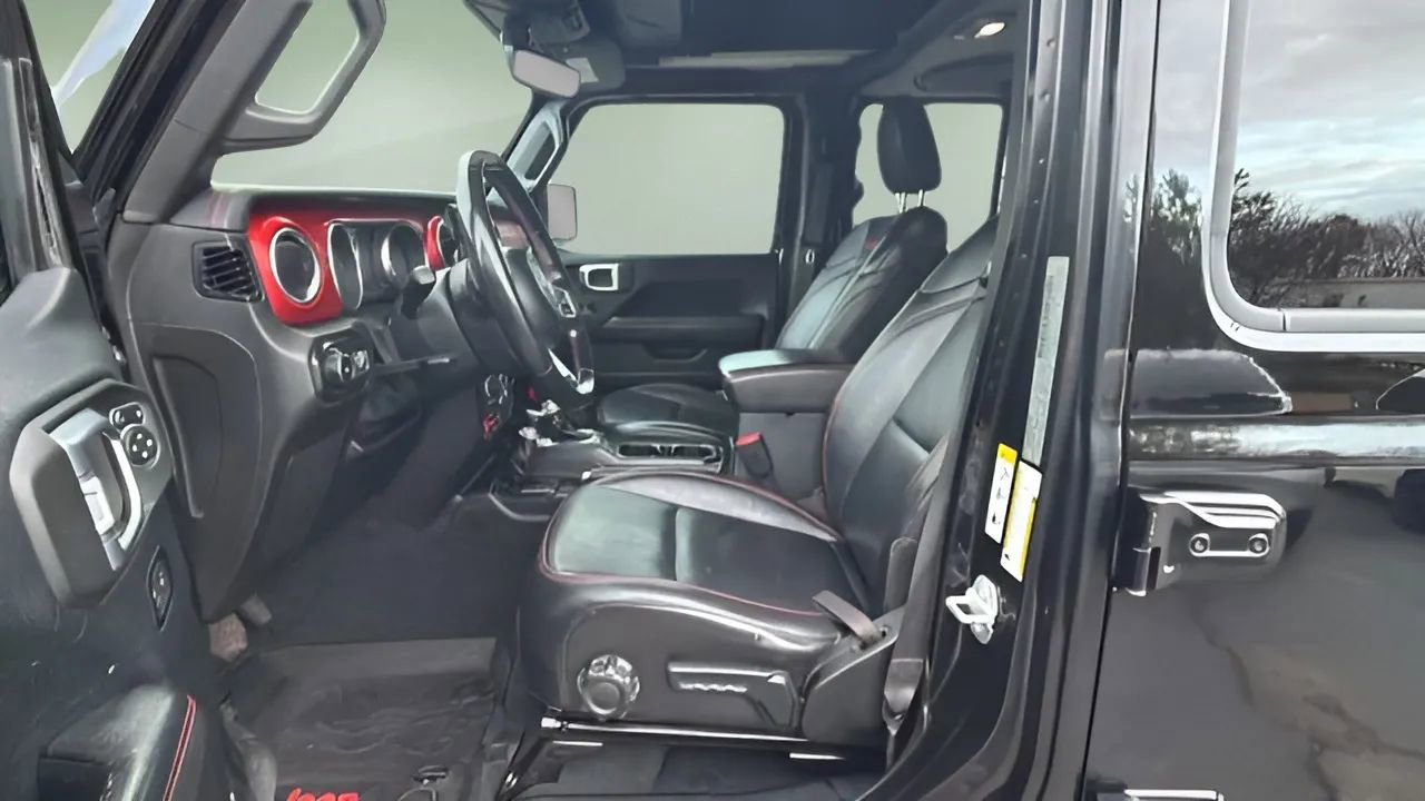 Used 2018 Jeep Wrangler Unlimited Rubicon image 39