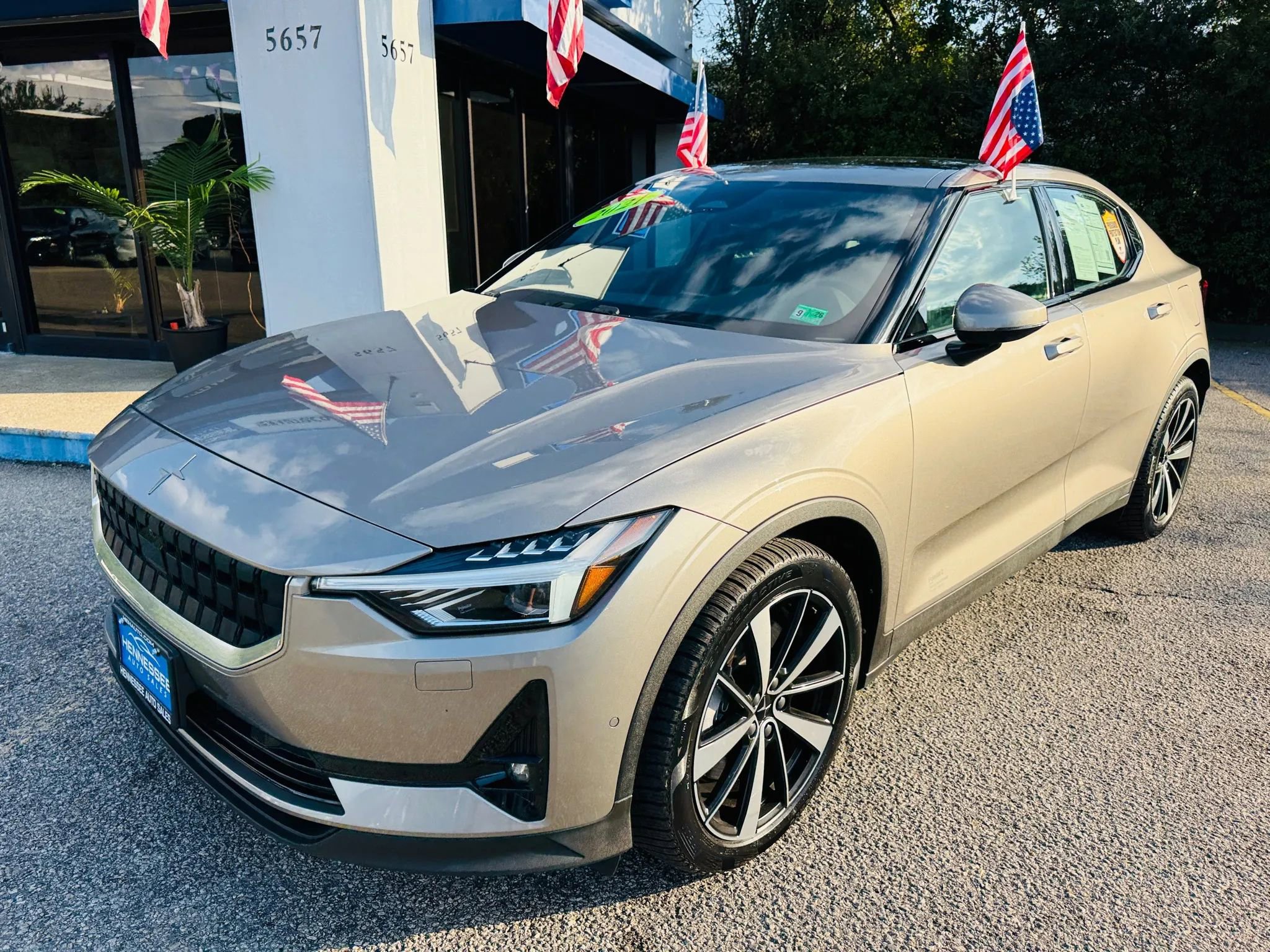 Used 2021 Polestar Polestar 2 Launch Edition Hatchback 4D image 33