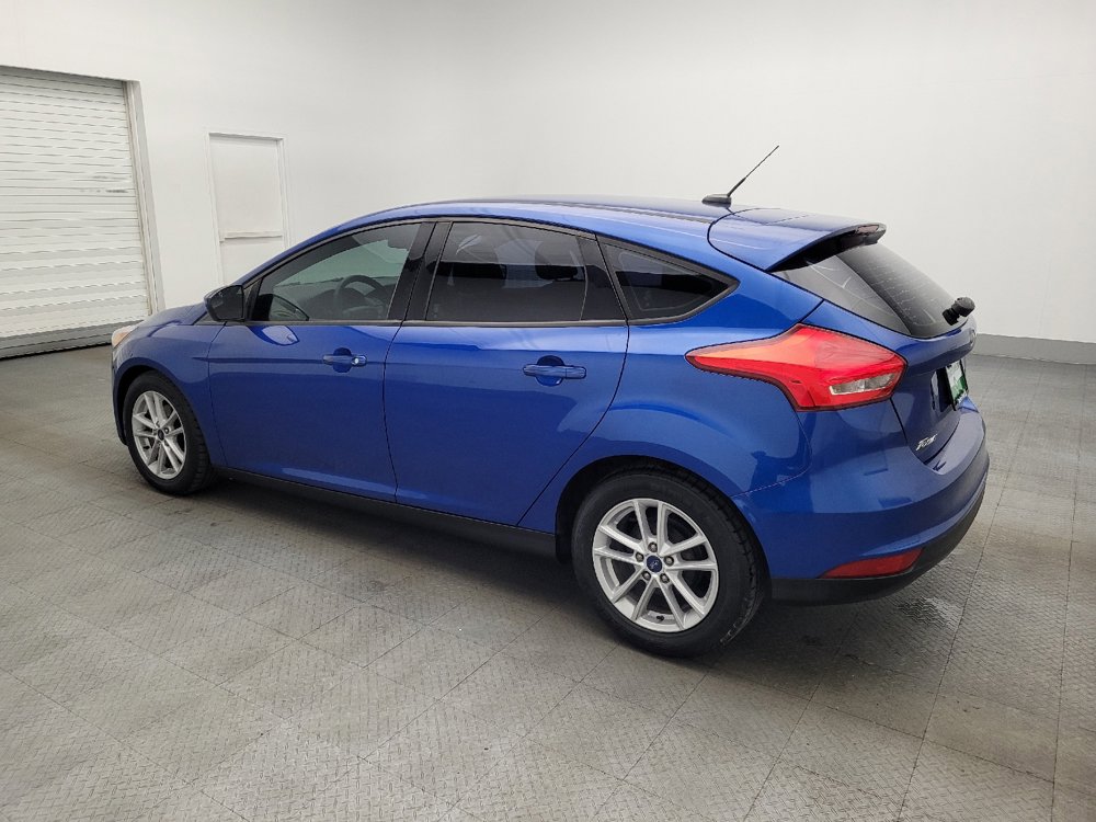 Used 2018 Ford Focus SE FWD image 3