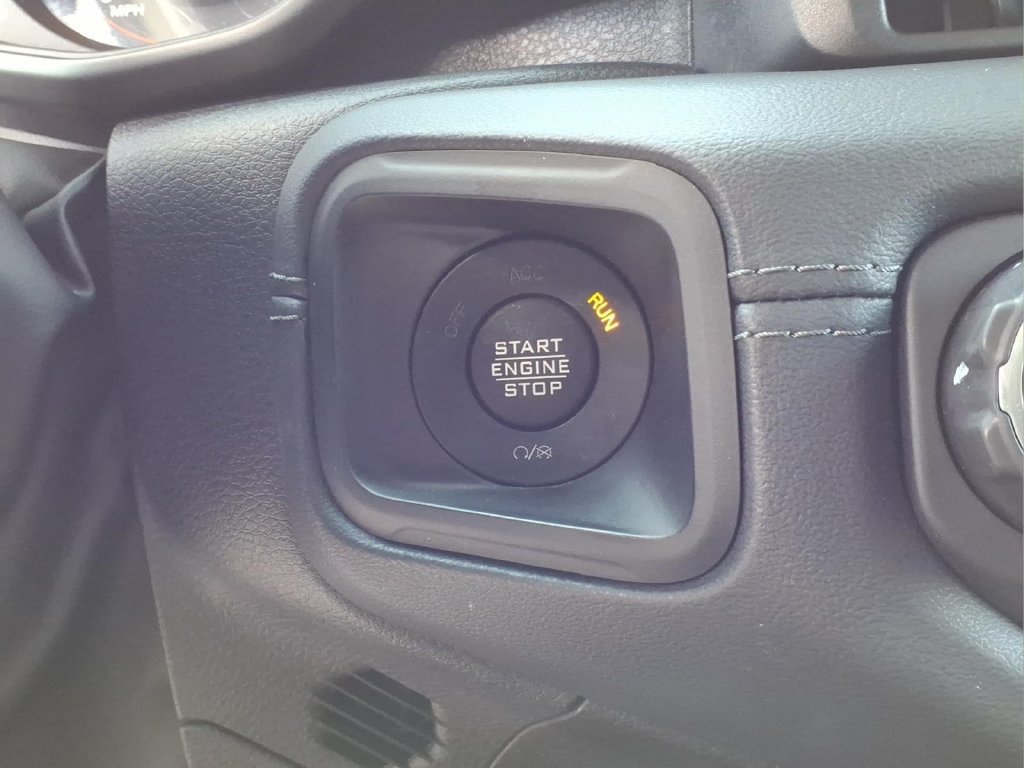 Used 2024 Jeep Wrangler Unlimited Rubicon AWD/4WD image 8