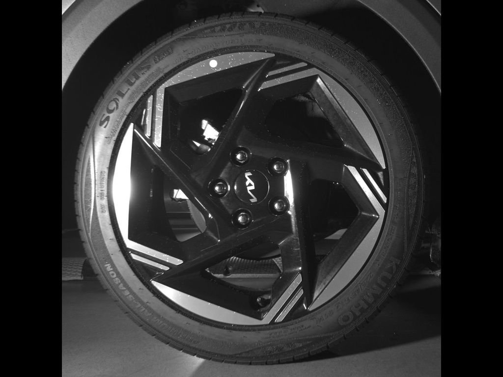 Certified 2025 Kia K4 EX FWD image 14