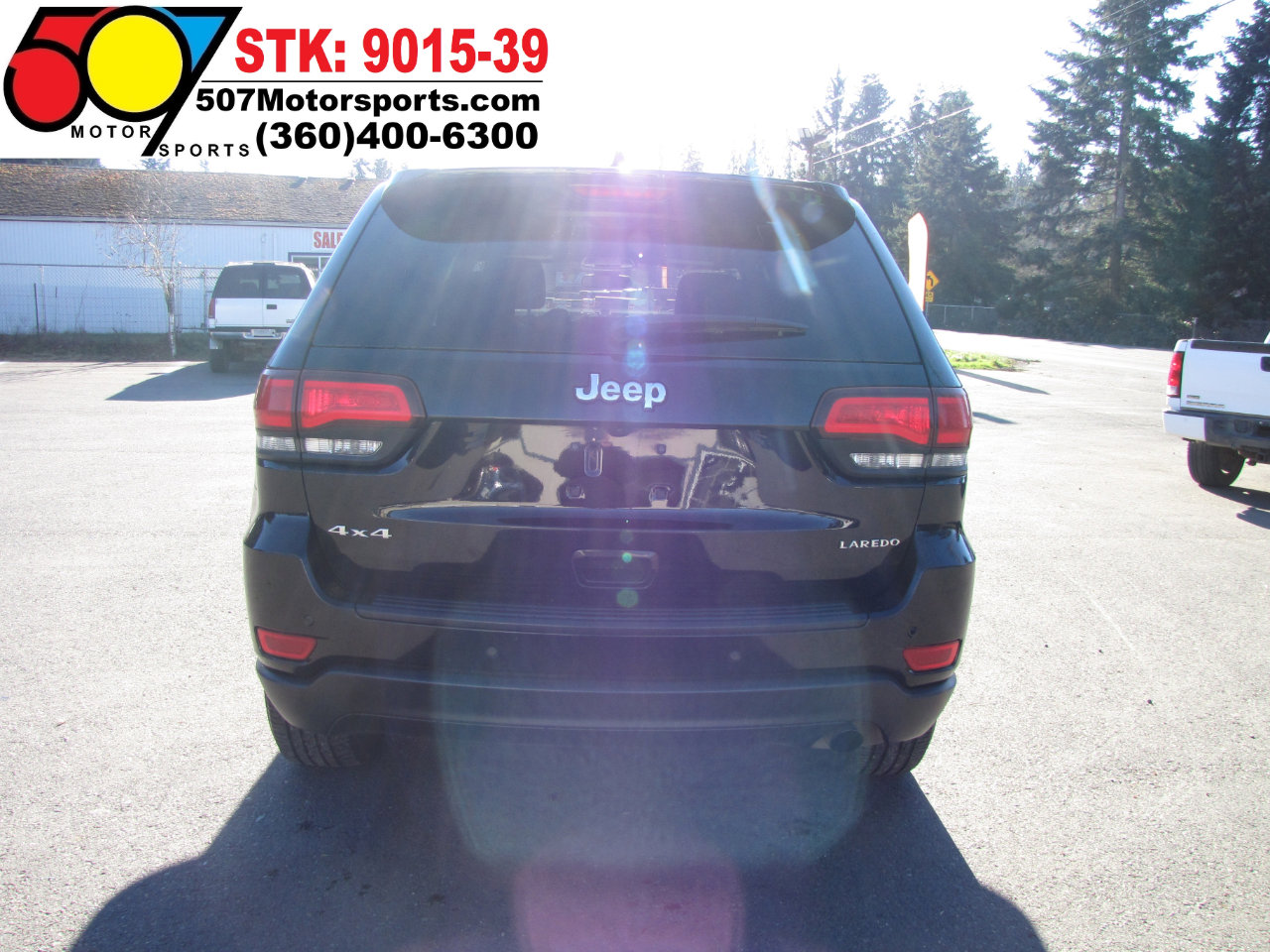 Used 2020 Jeep Grand Cherokee Laredo image 7