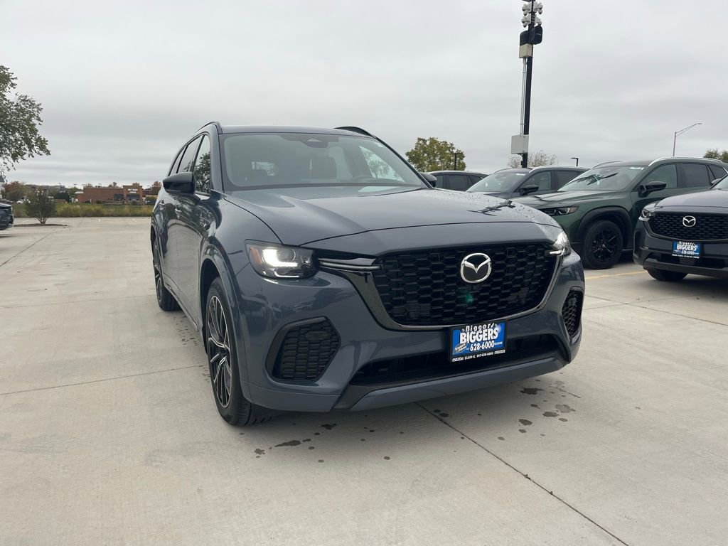 Certified 2025 MAZDA CX-70 3.3 Turbo S w/ Premium Package image 2