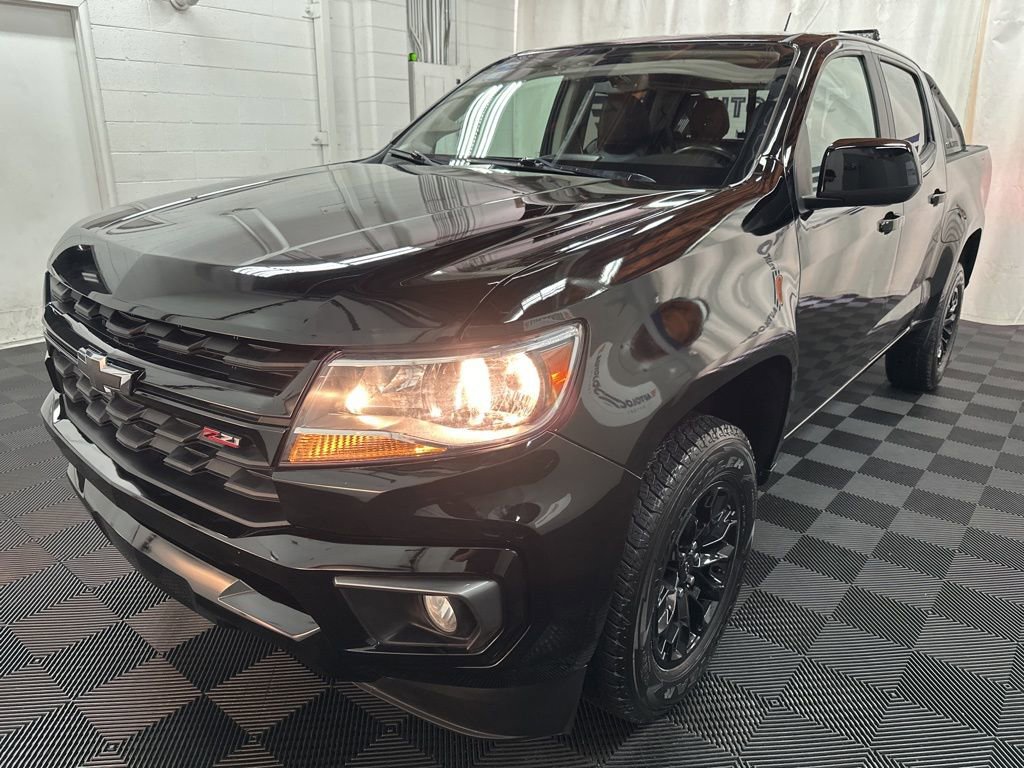 Used 2022 Chevrolet Colorado Z71 w/ Trail Boss Package AWD/4WD image 4
