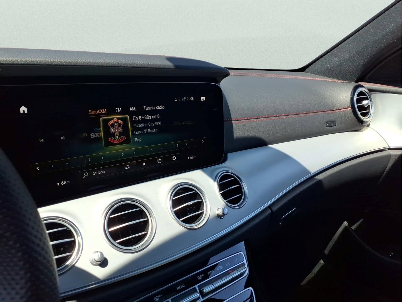 Used 2022 Mercedes-Benz E 53 AMG 4MATIC Sedan image 31