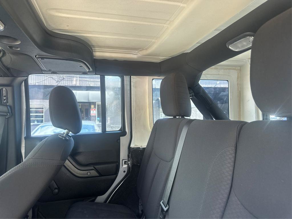 Used 2017 Jeep Wrangler Unlimited Sport AWD/4WD image 10