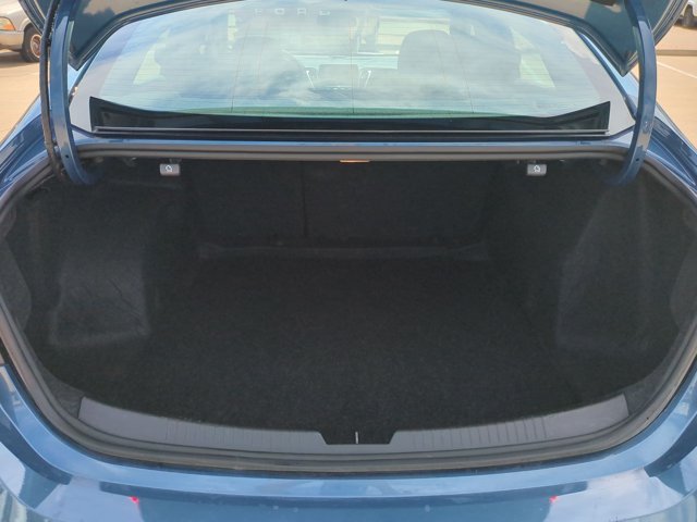 Used 2025 Chevrolet Malibu LT FWD image 6