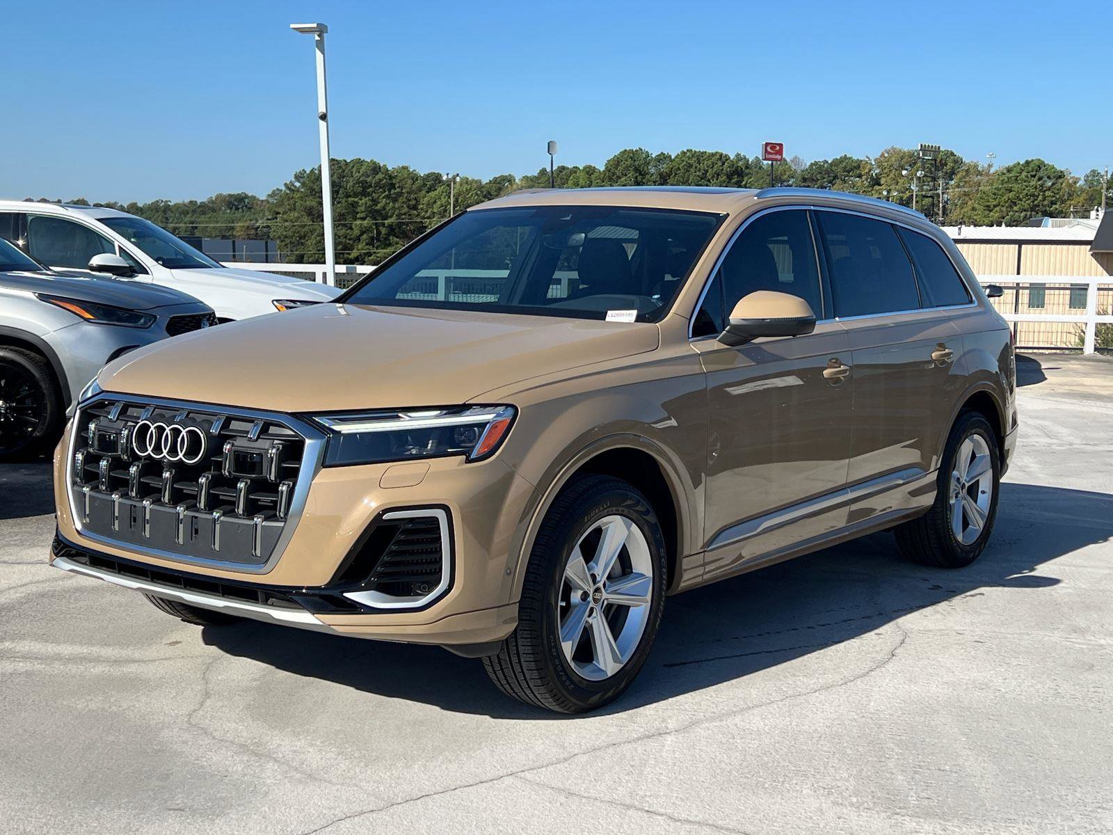 Used 2025 Audi Q7 3.0T Premium w/ Convenience Package
