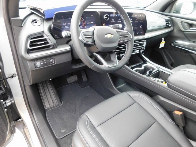 New 2026 Chevrolet Traverse LT w/ Sun and Wheel Package image 15