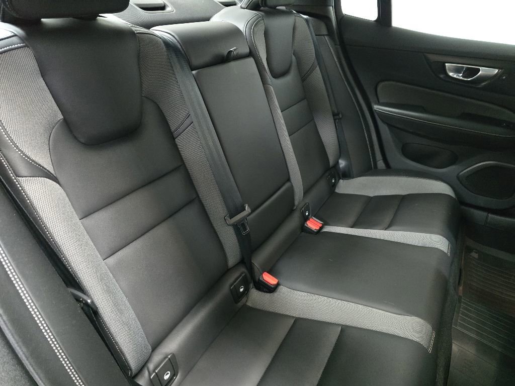Used 2024 Volvo S60 B5 Plus w/ Climate Package AWD/4WD image 17