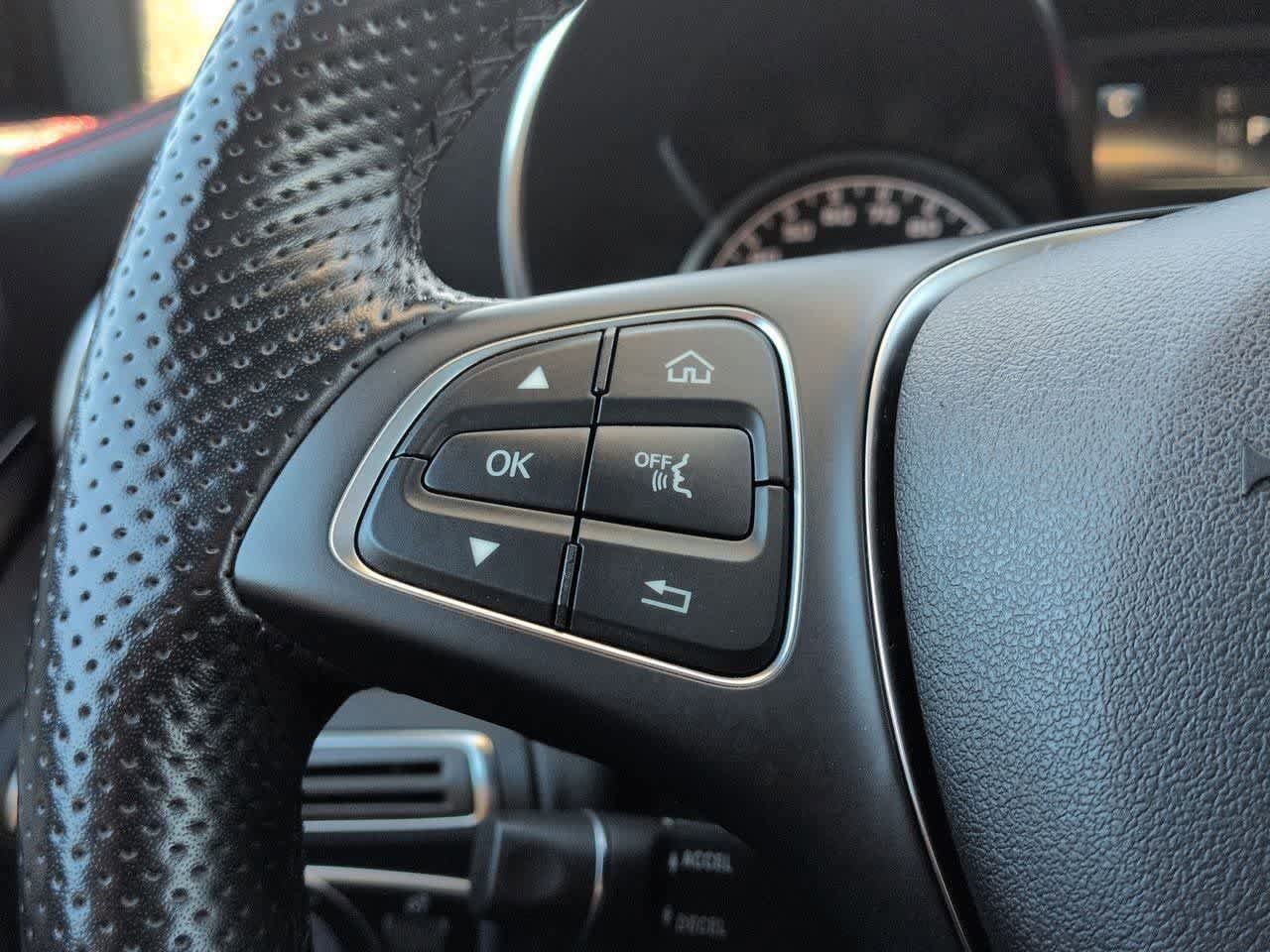 Used 2019 Mercedes-Benz GLC 43 AMG 4MATIC image 25