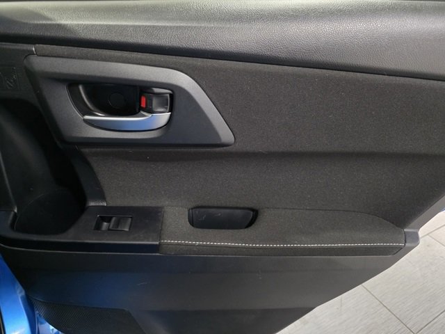 Used 2017 Toyota Corolla iM image 12