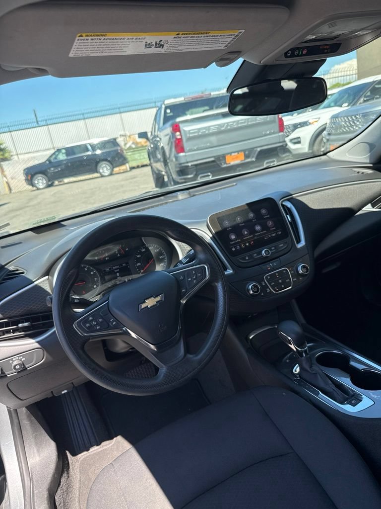 Used 2024 Chevrolet Malibu LT FWD image 24