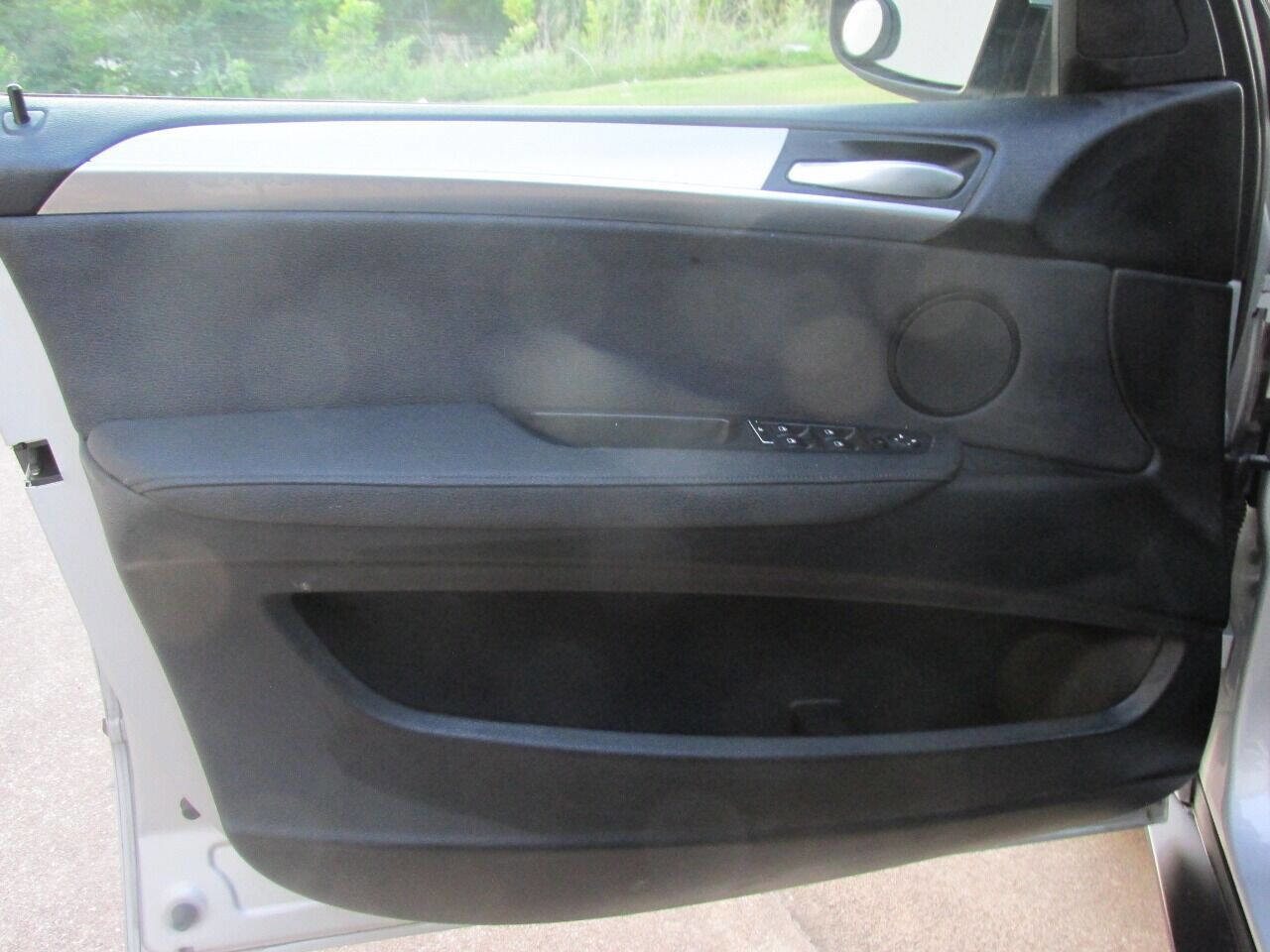 Used 2012 BMW X5 xDrive35i image 13