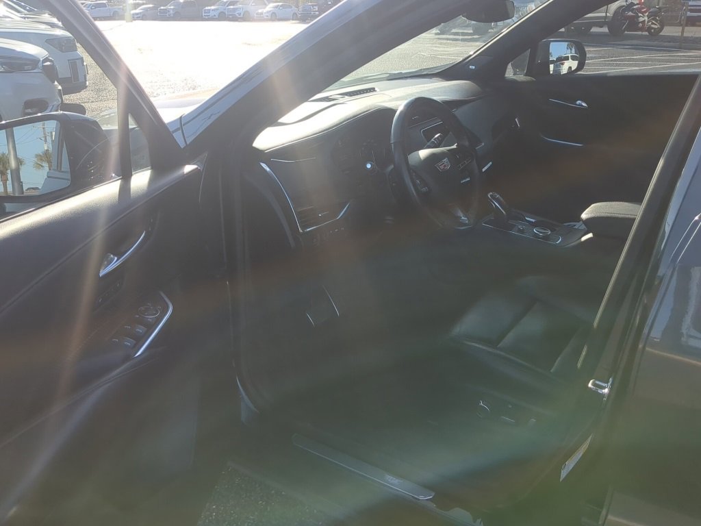 Used 2021 Cadillac XT4 Sport image 11