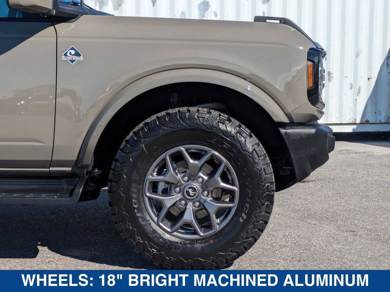 Certified 2025 Ford Bronco Outer Banks image 11