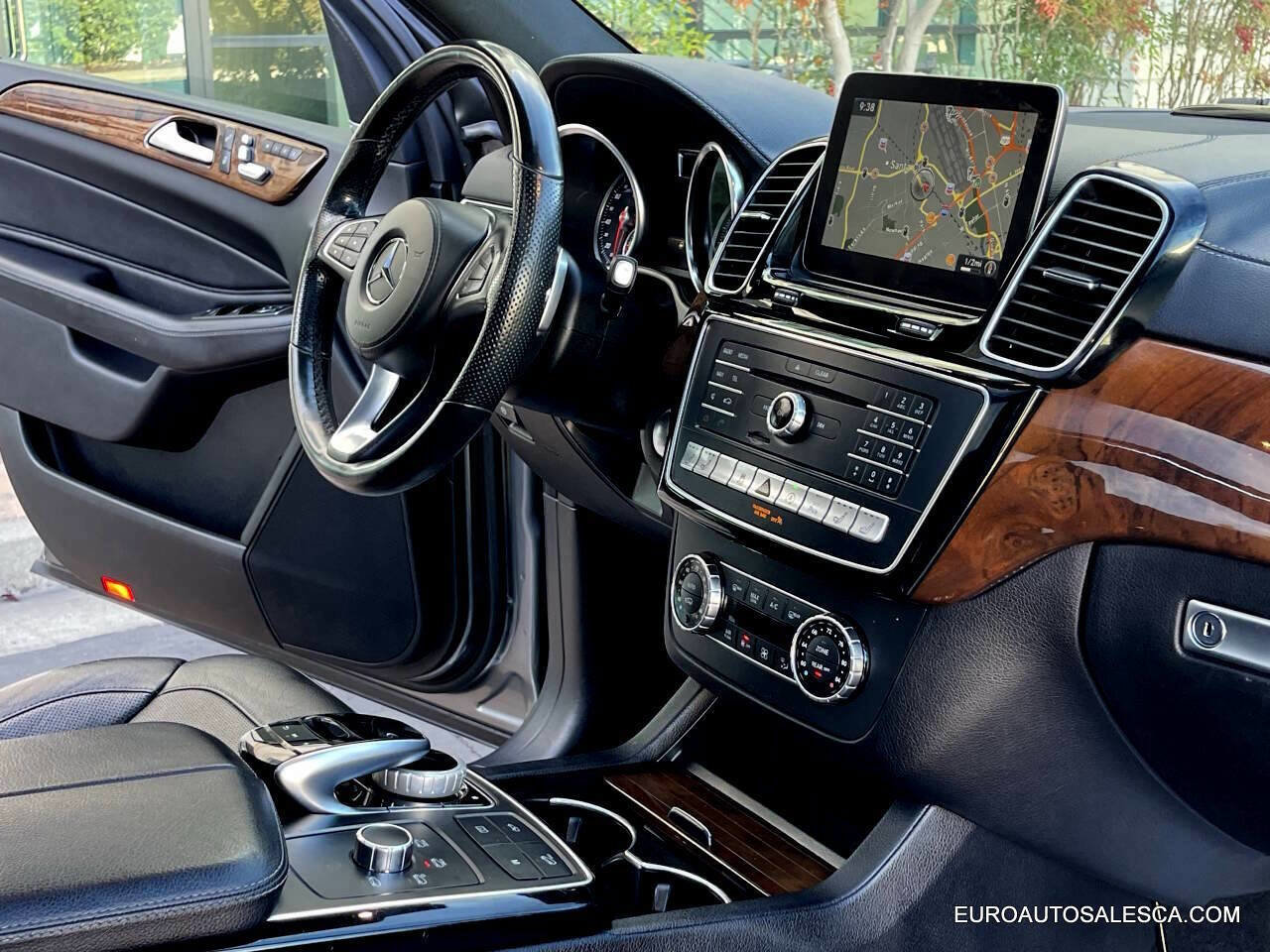 Used 2017 Mercedes-Benz GLS 450 GLS 450 AWD 4MATIC 4dr SUV w/ Premium Package image 21