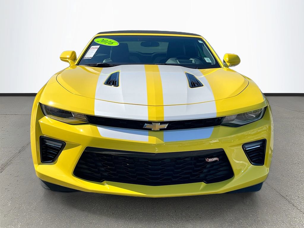 Used 2016 Chevrolet Camaro SS image 2