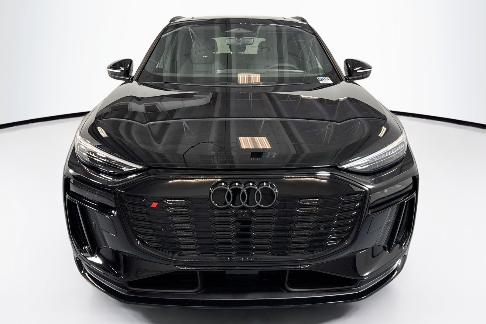 New 2027 Audi SQ6 e-tron Premium Plus AWD/4WD image 2