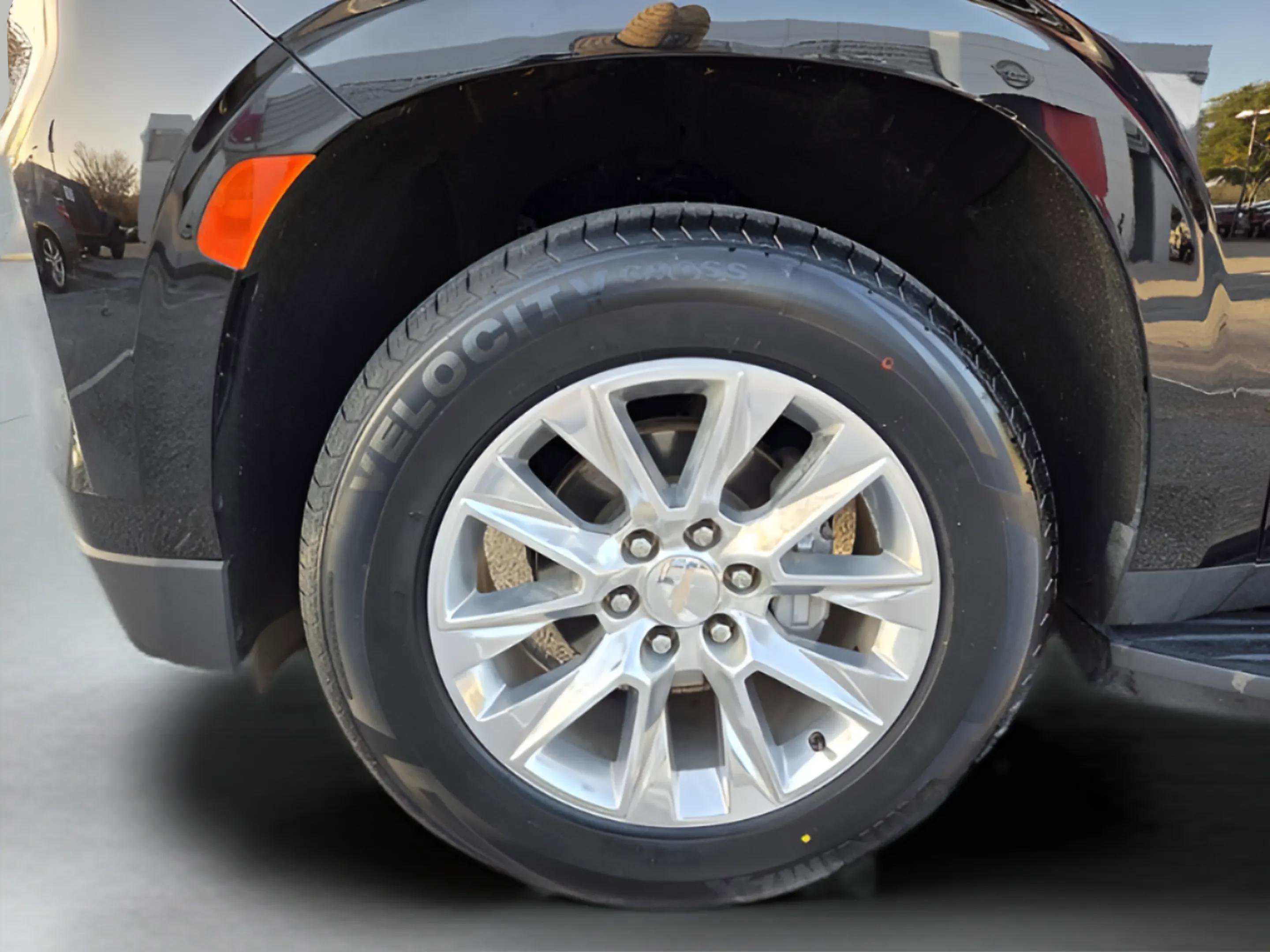 Used 2024 Chevrolet Tahoe Premier image 34