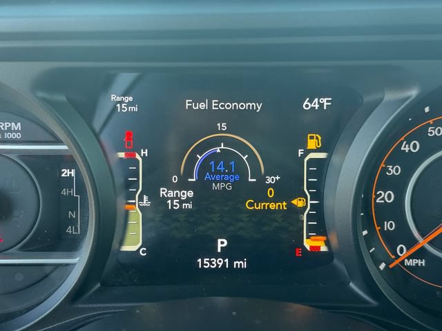 Used 2024 Jeep Gladiator Rubicon w/ Convenience Group AWD/4WD image 18